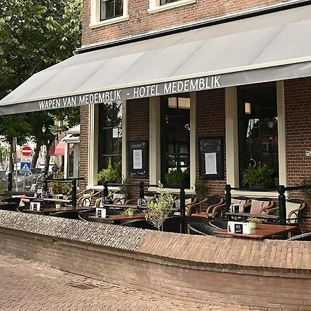 Hotel Medemblik מלון מדמבליק